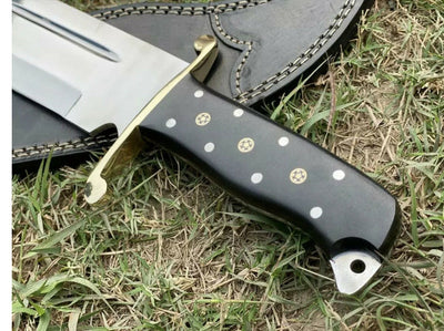 Premium Custom D2 Steel Bowie Knife for Hunting Adventures - Korvel