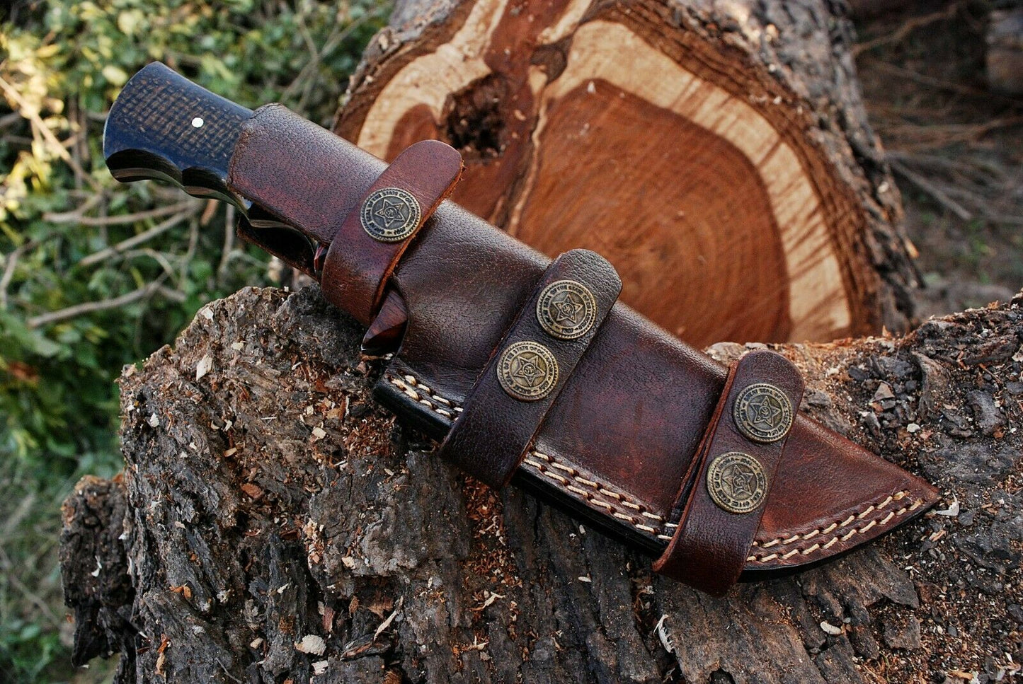 Artisan Crafted Damascus Steel Hunting Knife - Korvel