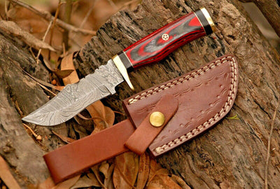 Premium Custom Damascus Steel Hunting Knife - Handcrafted Excellence - Korvel