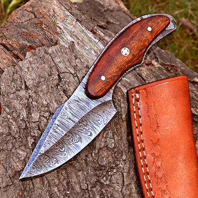 Wilderness Whisper: Premium Skinning Knife with Damascus Blade and Elegant Rosewood Handle - Korvel