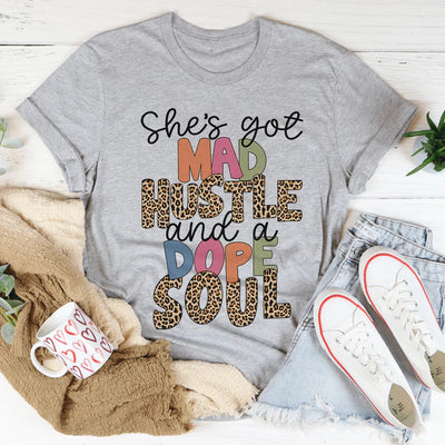 Camiseta "Ella tiene un ajetreo loco y un alma increíble"