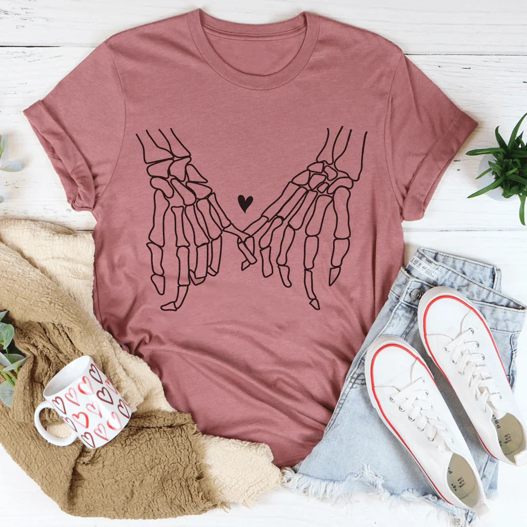 Camiseta de esqueleto tomados de la mano