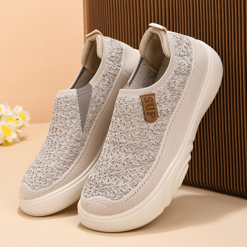 Spring and autumn new old Beijing cloth shoes women's single shoes soft sole comfortable slip-on mother shoes thick sole non-slip casual shoes women - Korvel