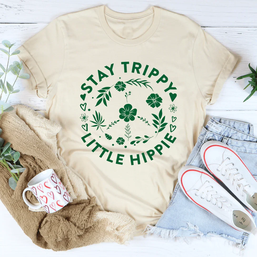 Camiseta con el símbolo de la paz floral de Stay Trippy Little Hippie