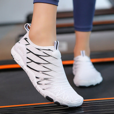 Quick-Drying Athletic Shoes for Water Activities