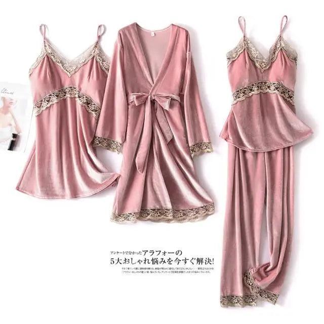Ensemble de Pyjama d'Hiver Élégant pour Femmes en 4 Pièces avec Robe en Dentelle