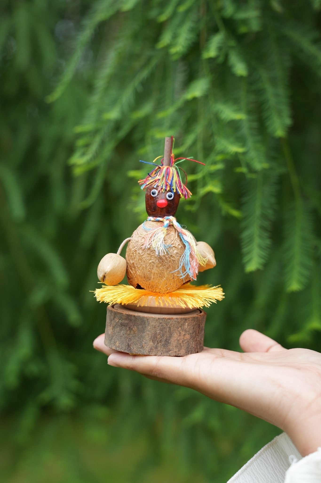 La Danseuse Hula - Jouet Toupie en Coquille de Noix de Coco Fait Main
