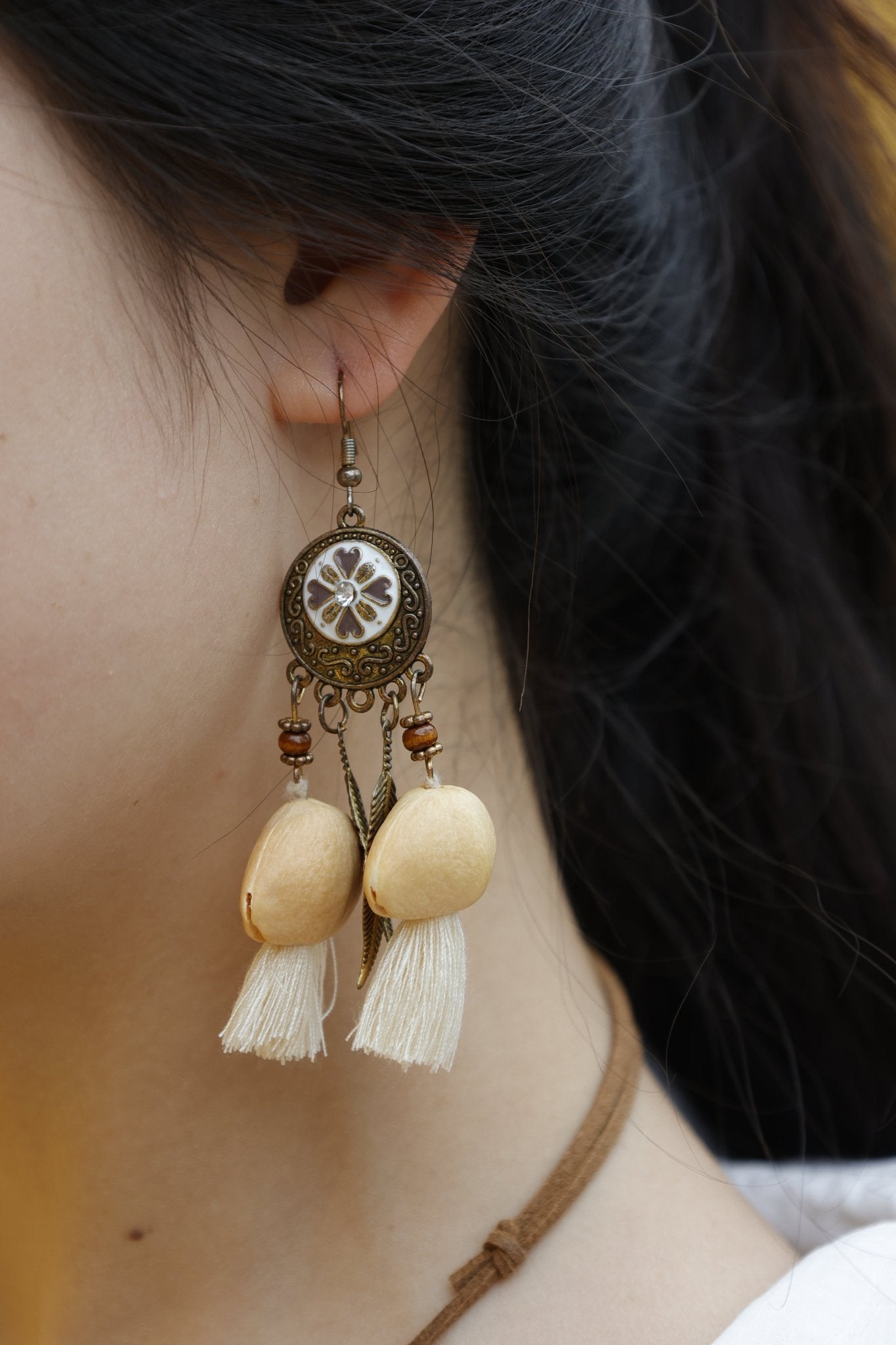 La Fleur Vintage - Boucles d'oreilles florales antiques avec graines naturelles