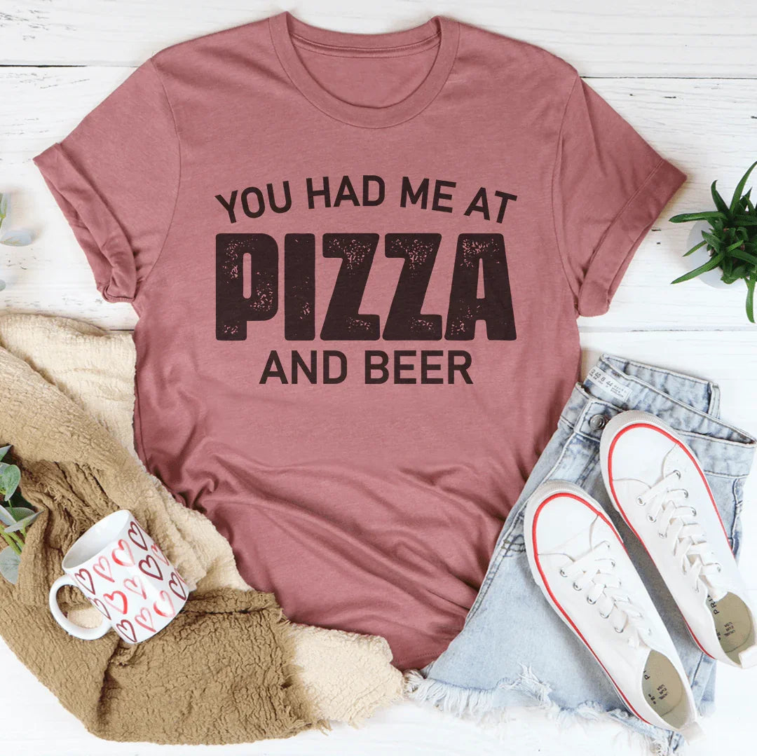 Me conquistaste con la camiseta de pizza y cerveza