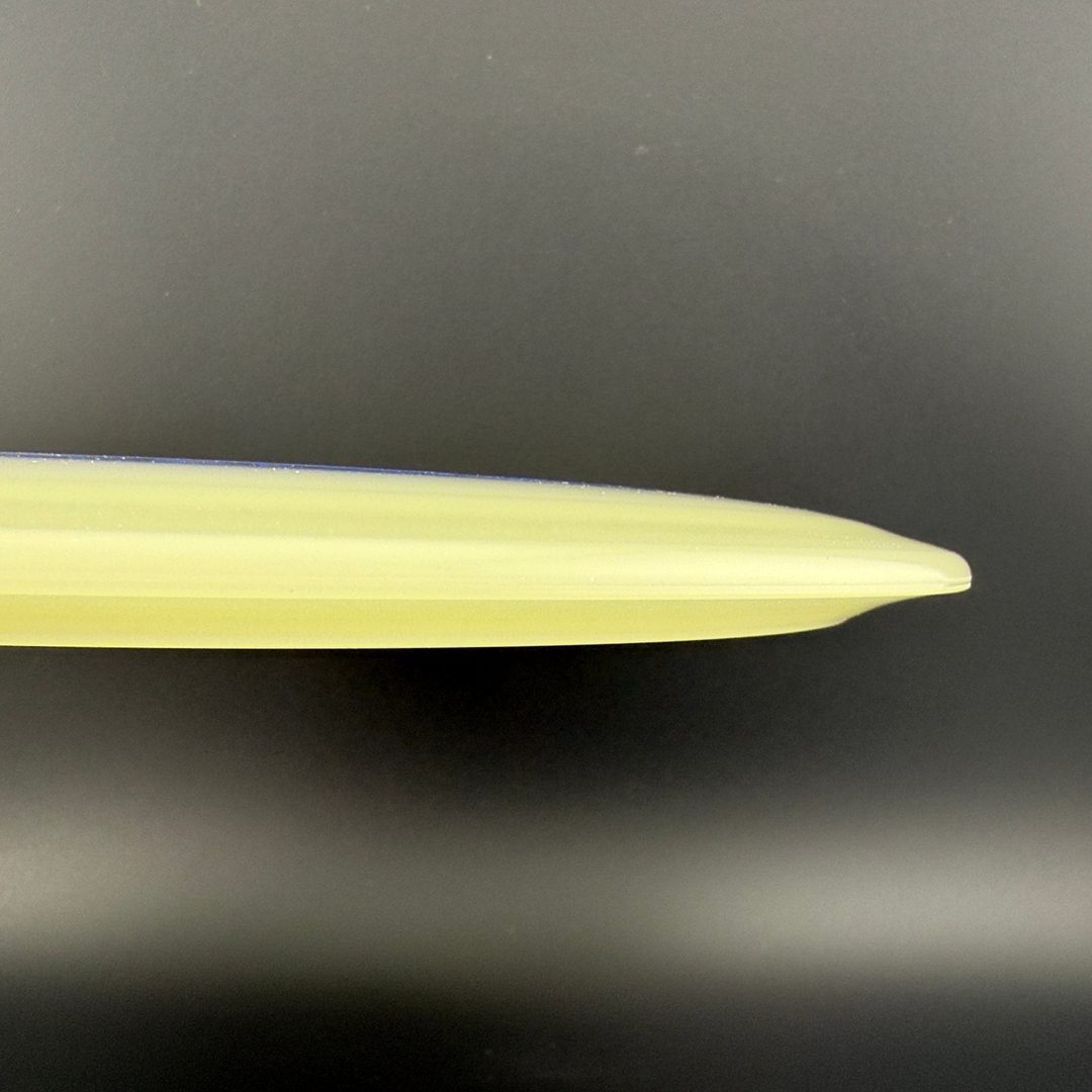 Discraft Mega Glo Cicada - Premium Glow Disc