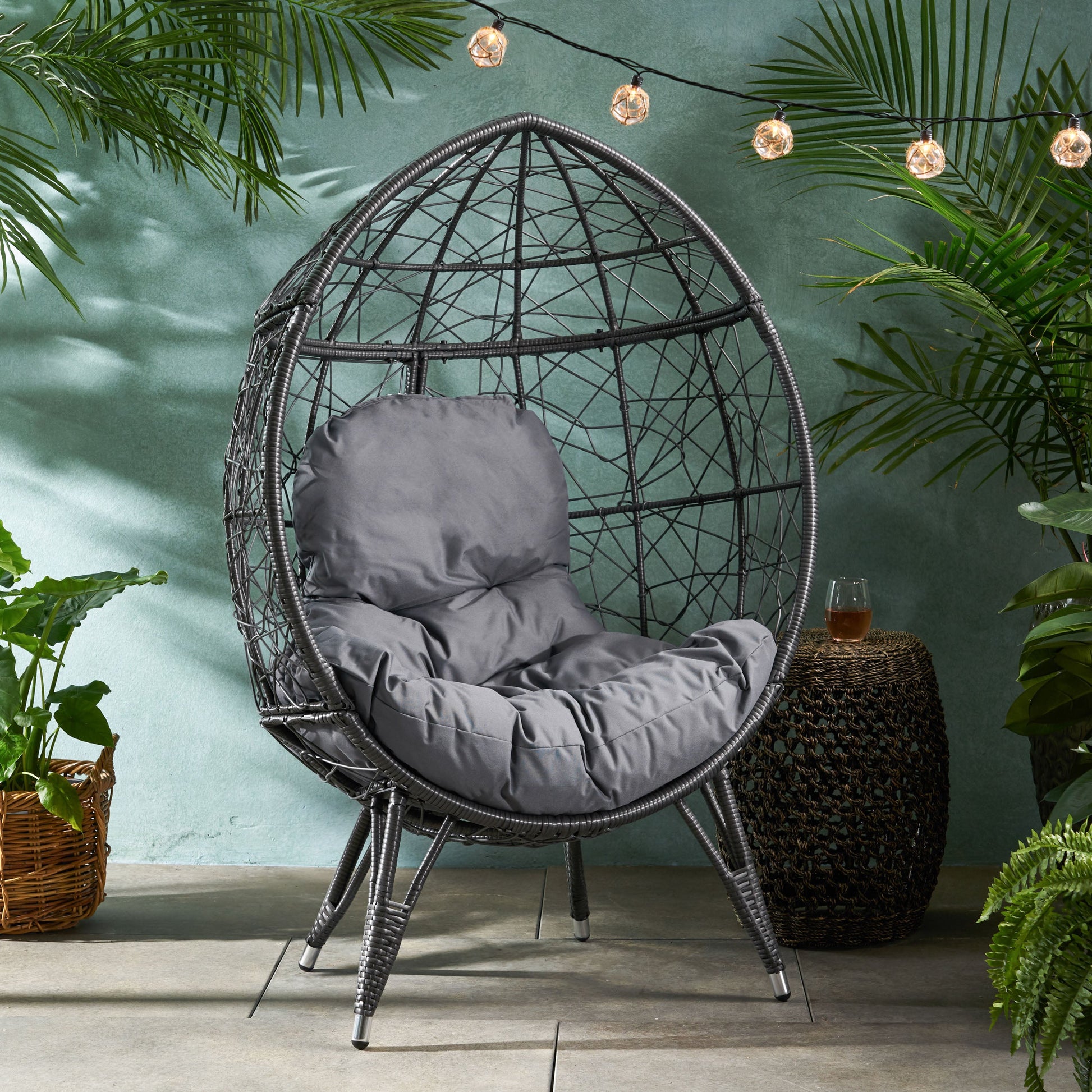 GIANNI TEARDROP CHAIR - Korvel