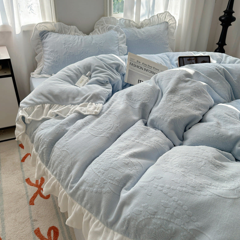 A-class ins princess style milk velvet four piece set lace carved velvet warm duvet cover winter bedding - Korvel