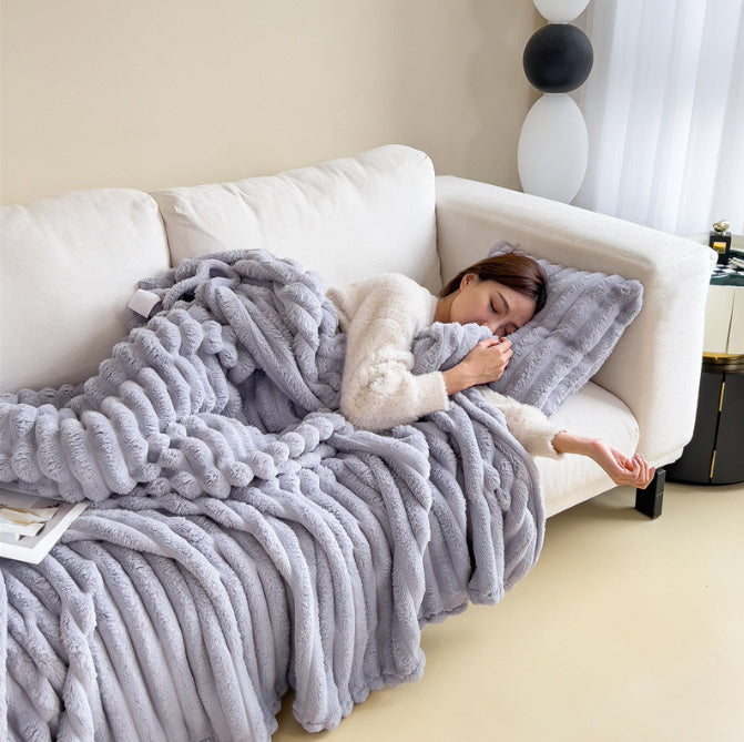 Luxurious Double-Sided Bubble Velvet Blanket