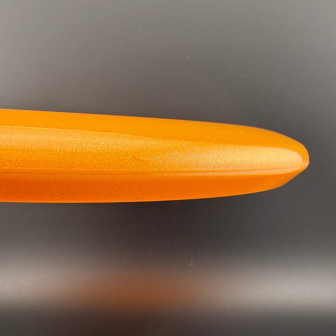 Moondust Champion Aviar - F2 Disc Golf Putter