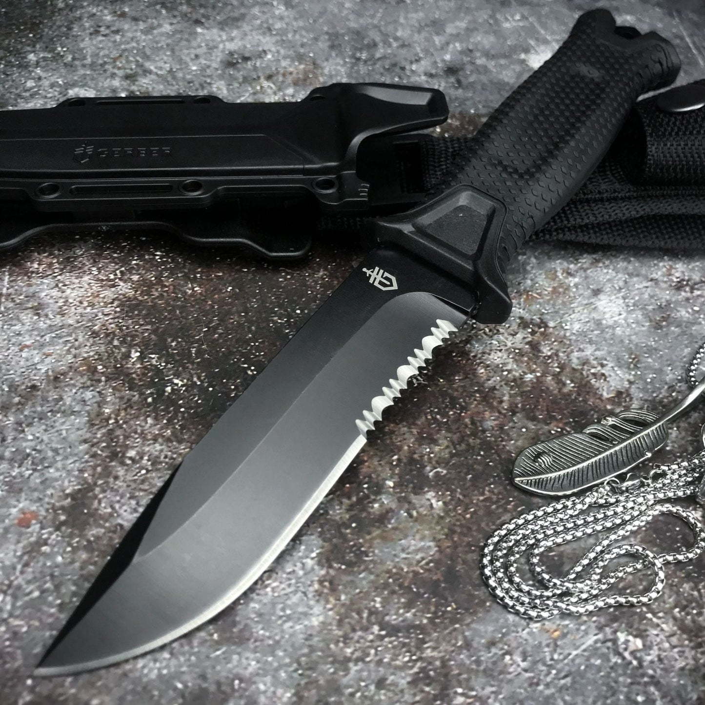 Couteau de survie tactique Goebel Infantry