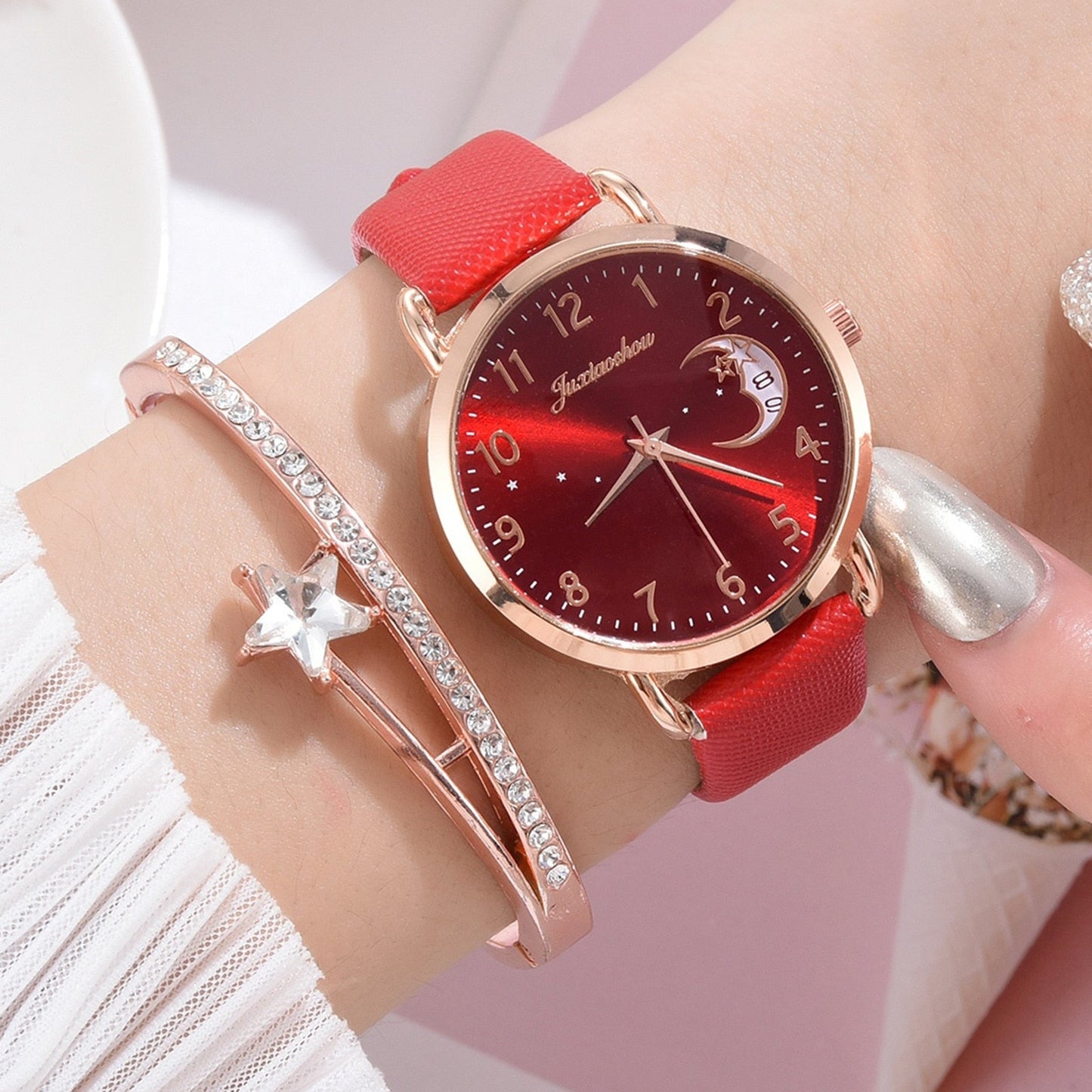 Reloj de lujo para mujer con correa de cuero - Elegante pieza de tiempo