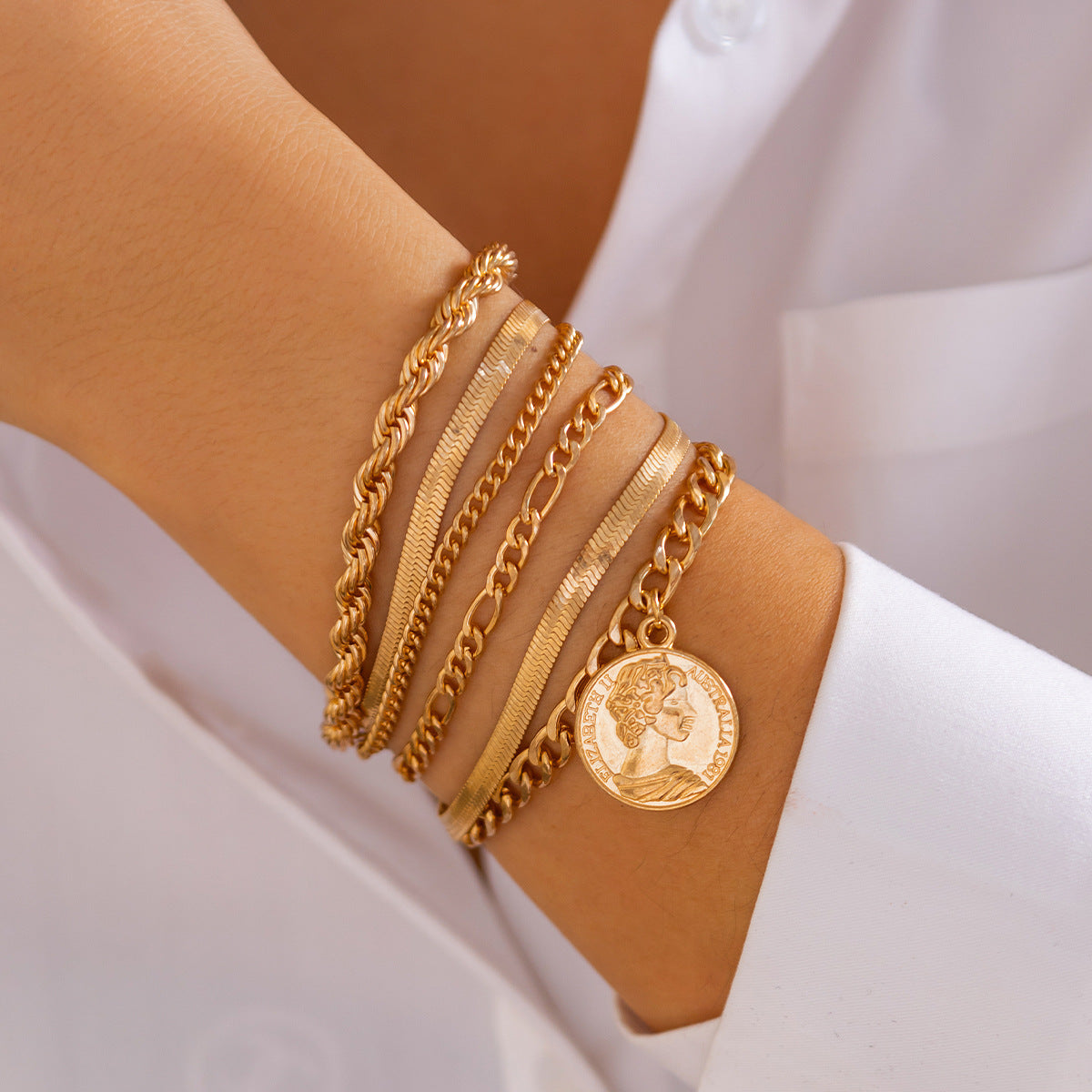 Ins round pendant Bracelet set irregular metallic flat snake chain bracelet - Korvel
