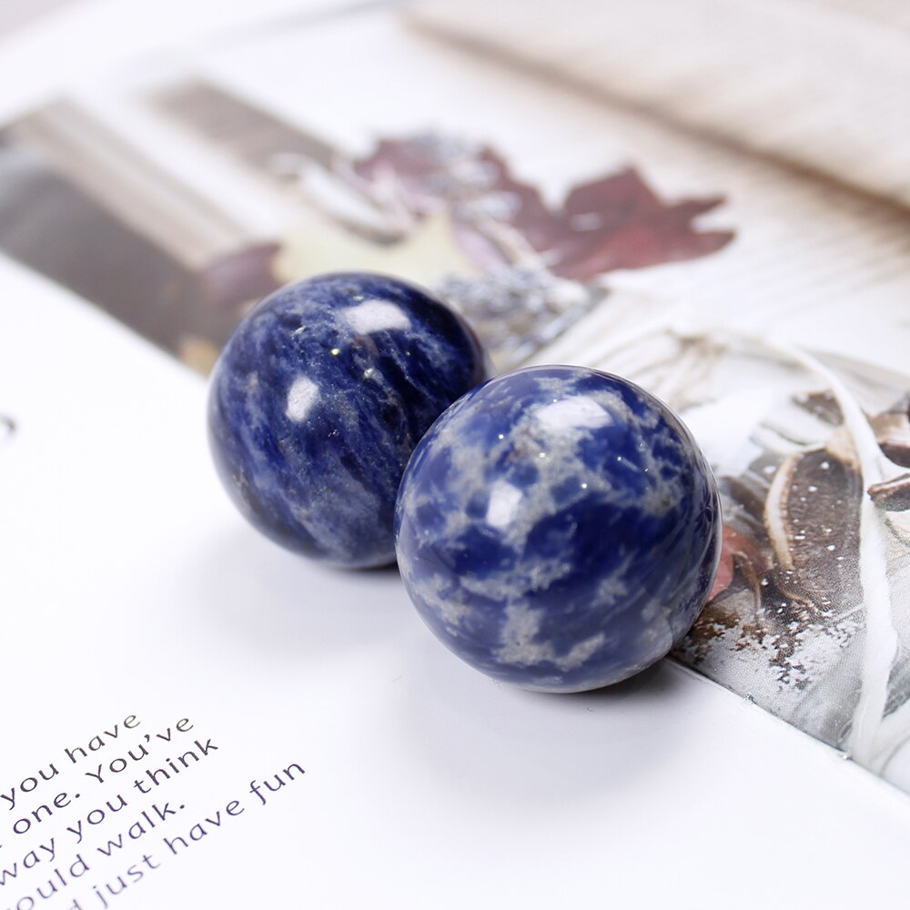 Natural crystal ball polished crystal crafts Blue-vein stone sodalite Wish ball ornament - Korvel