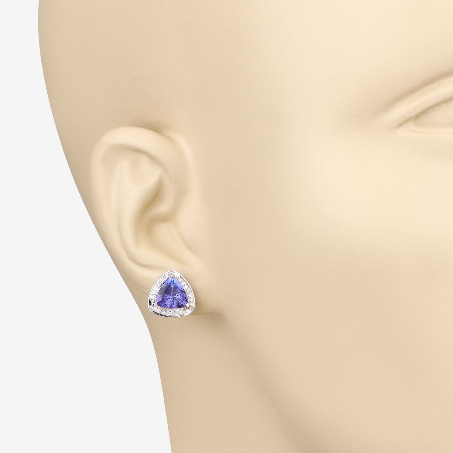 Boucles d'oreilles en or blanc 14K avec tanzanite et diamants de 3,70 carats