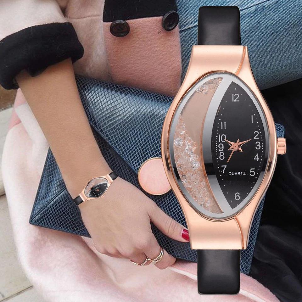 Montre de luxe élégante pour femmes avec bracelet en cuir