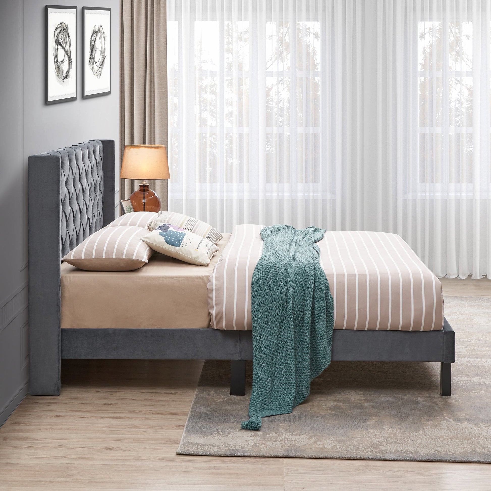 Velvet Button Tufted-Upholstered Bed with Wings Design - Strong Wood Slat Support - Easy Assembly - Gray Queen platform bed - Korvel