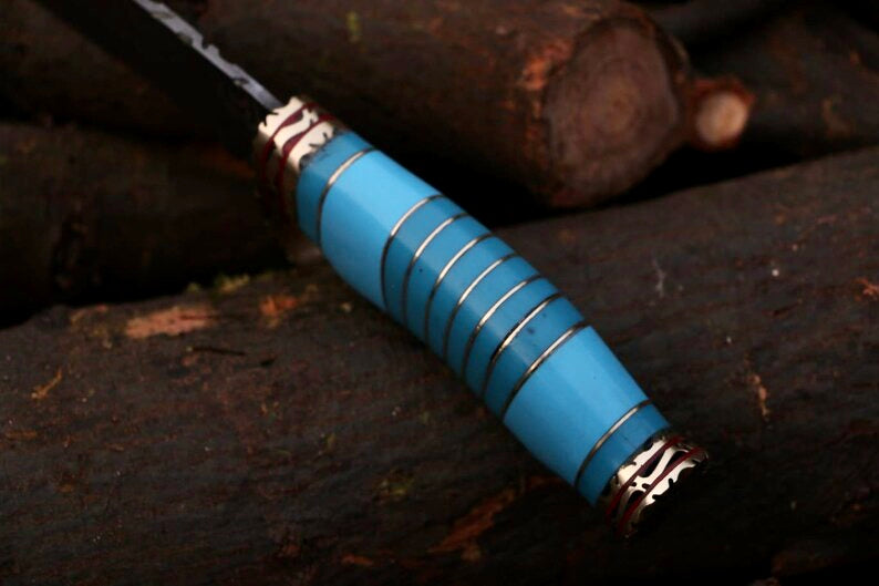 Exquisite Handmade Damascus Steel Hunting Knife with Leather Sheath - Perfect Gift for Adventurers - Korvel