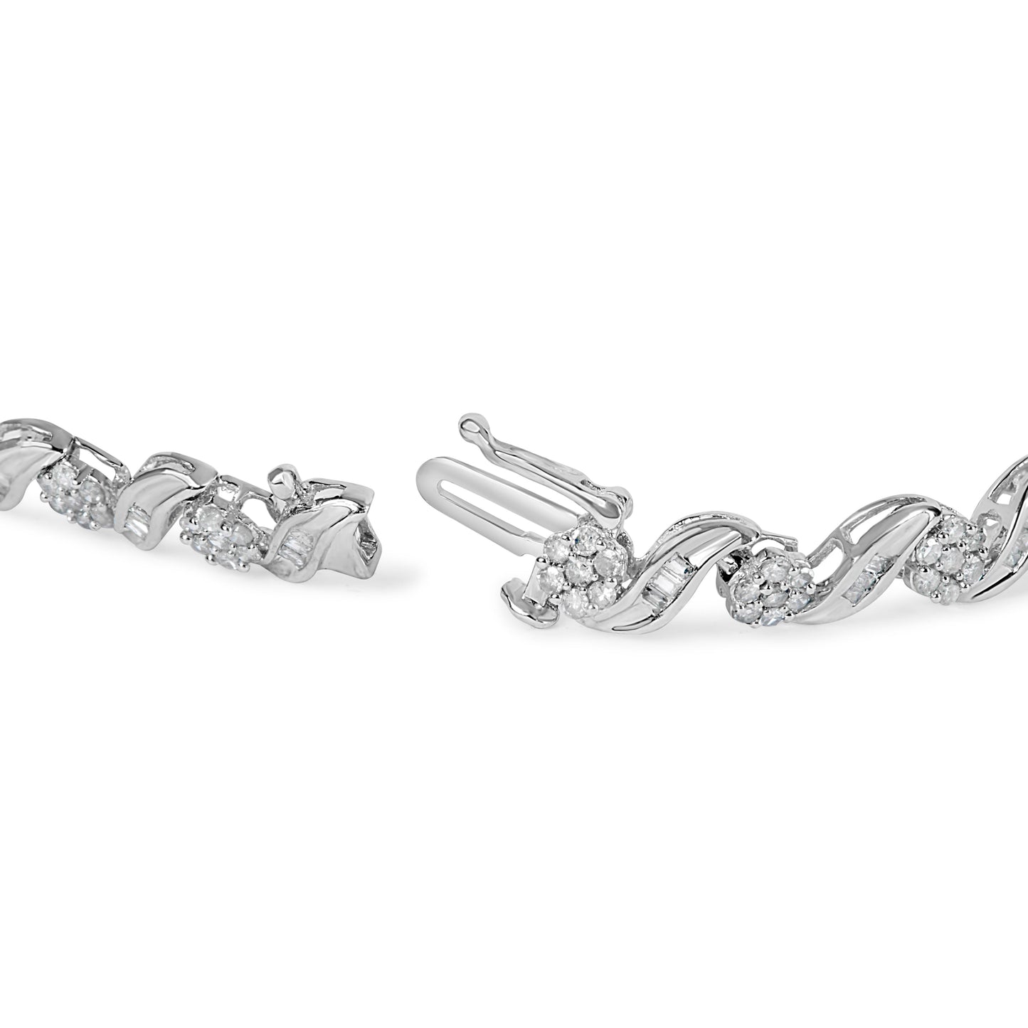 10K White Gold Diamond Floral Design Bracelet - 2.00 Cttw