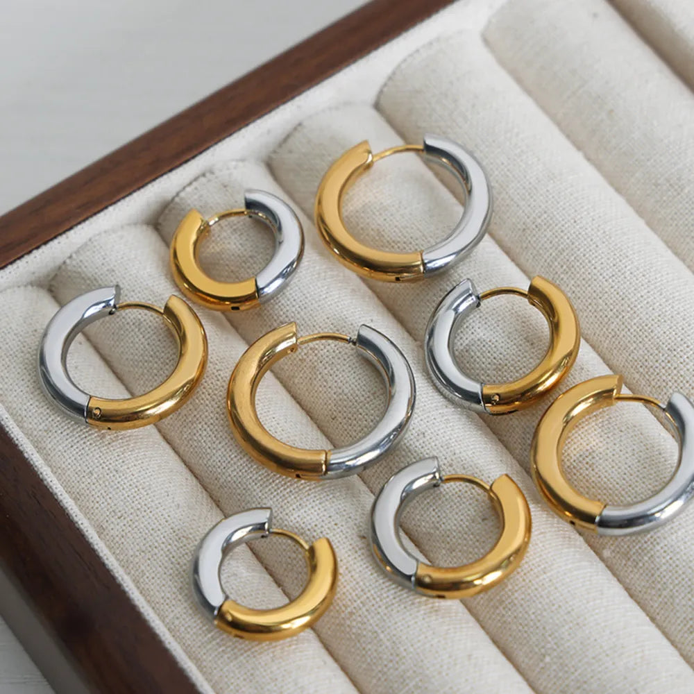 18K Gold-Plated Huggie Earrings - Korvel