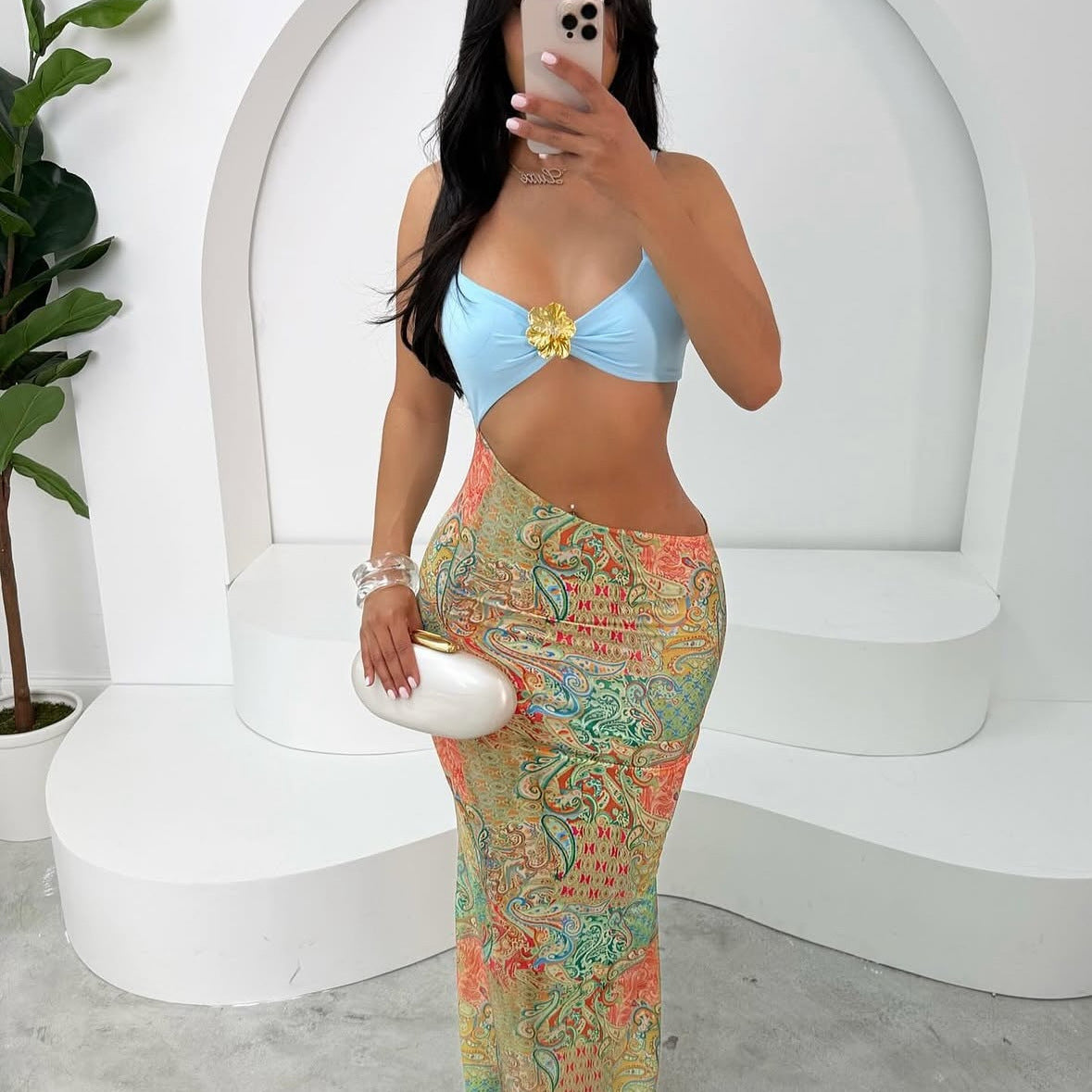 Robe longue sans bretelles et dos nu pour femmes élégante
