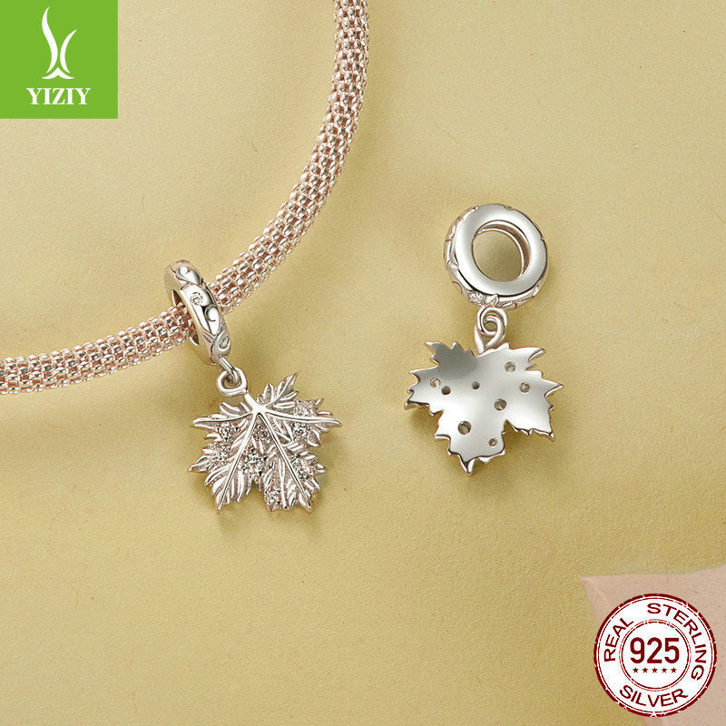 Pendentif Feuille d'Érable Étincelante - Charme en Argent 925