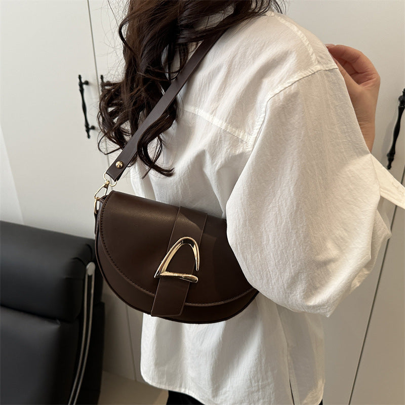 Premium Urban Minimalist Saddle Bag for Everyday Style