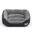 Cama para mascotas de felpa suave y acogedora con fondo impermeable