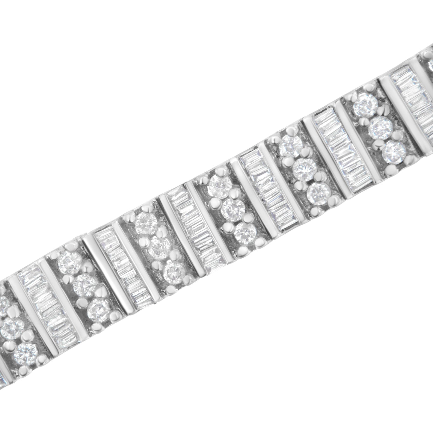 Pulsera de Tenis de Diamantes de Oro Blanco de 14K - 4 7/8 cttw