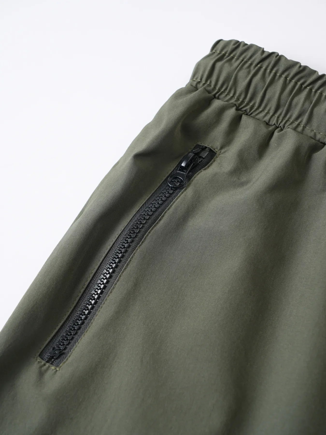 Shorts actifs pour hommes grande taille avec cordon de serrage et poches