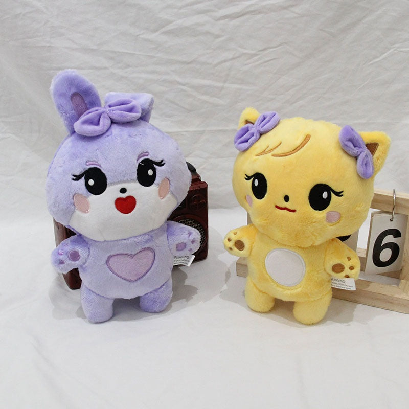 Dulces Muñecos de Peluche Pato Amarillo y Conejo Púrpura