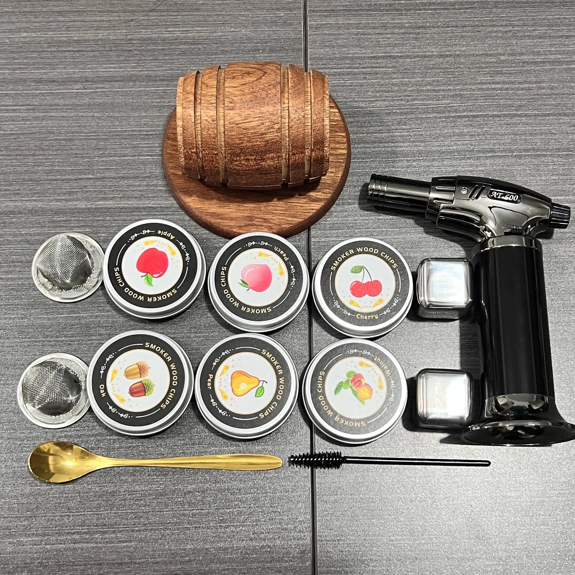 New Barrel Cocktail Smoking Kit with Wood Chips 4 Flavors Old Fashioned Drink Smoker Infuser for Bar Drinks Kitchen - Korvel