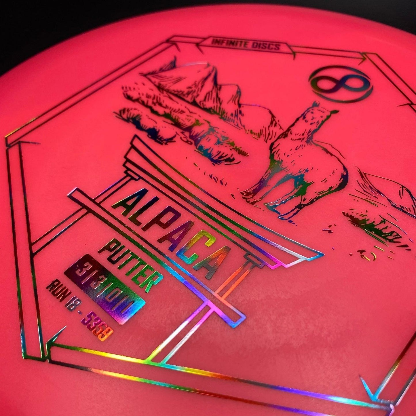 Alpaca D-Blend Putter - Premium Disc Golf Experience