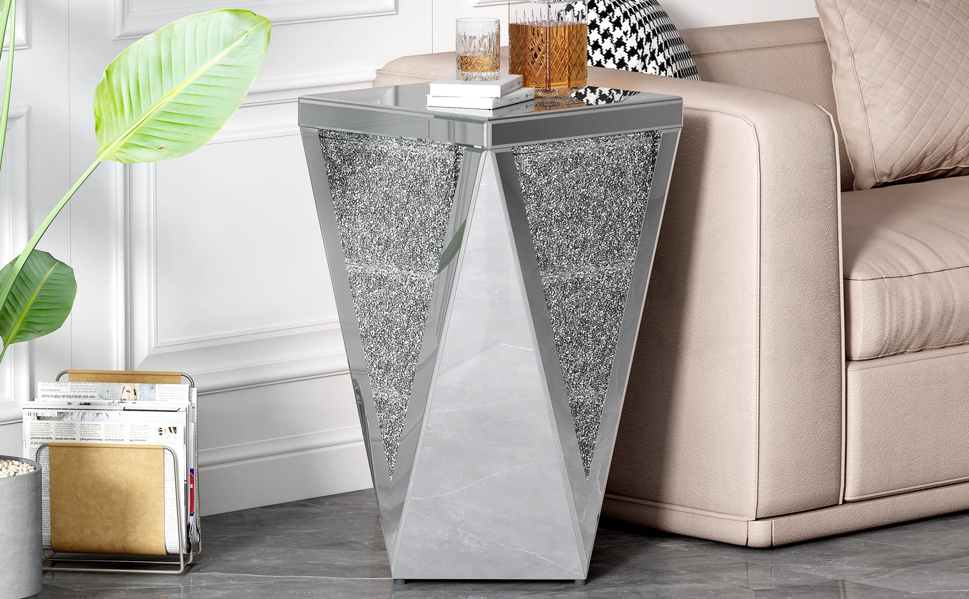 U-Can 13.8'' Silver Square Mirrored End Table, Modern Side Table with Crushed Diamond for Living Room, No Assembly Required - Korvel