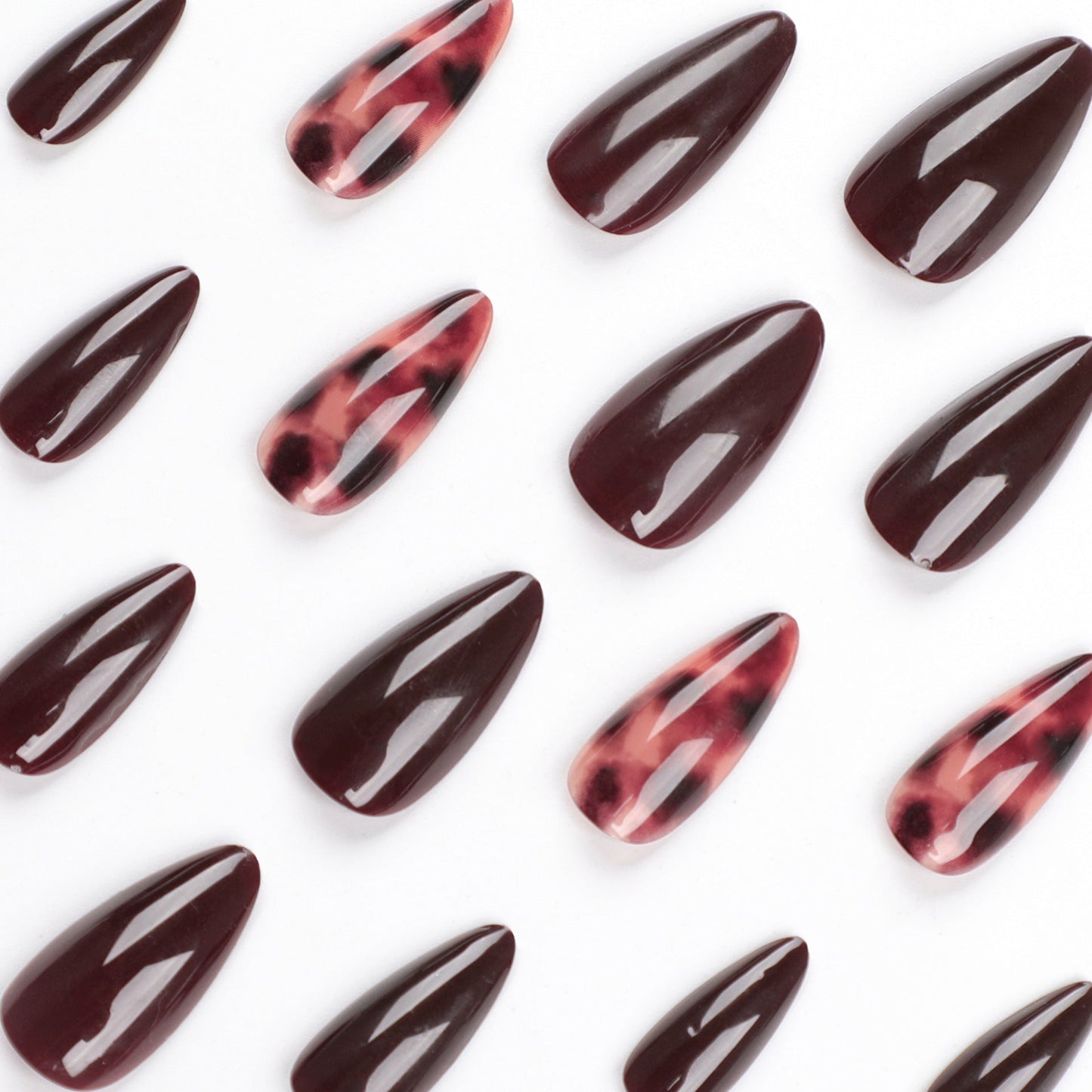 Uñas Postizas Almendra a Rayas Coloridas - Cubierta Completa