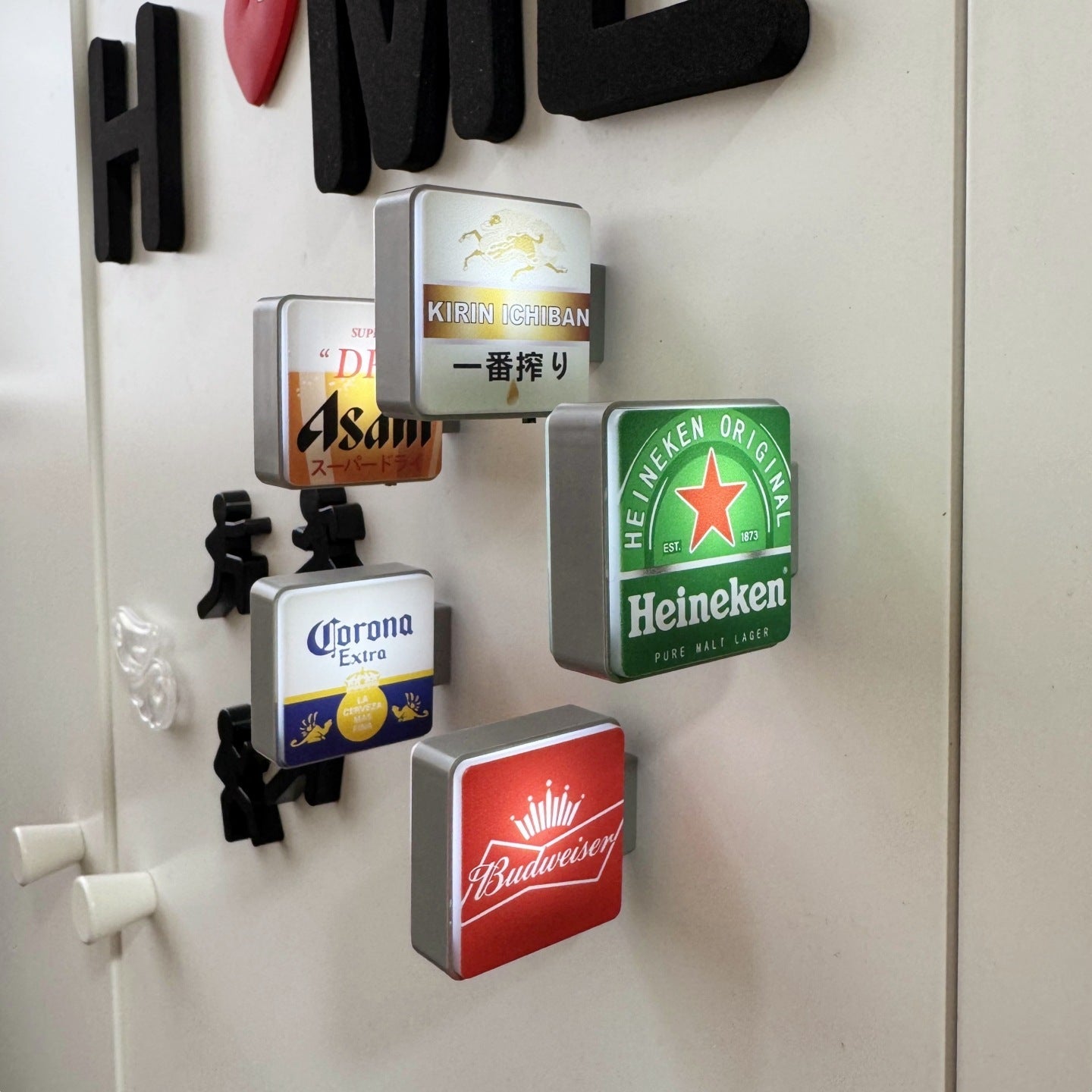 Creative Beer Series Magnetic Attraction Light Sign
