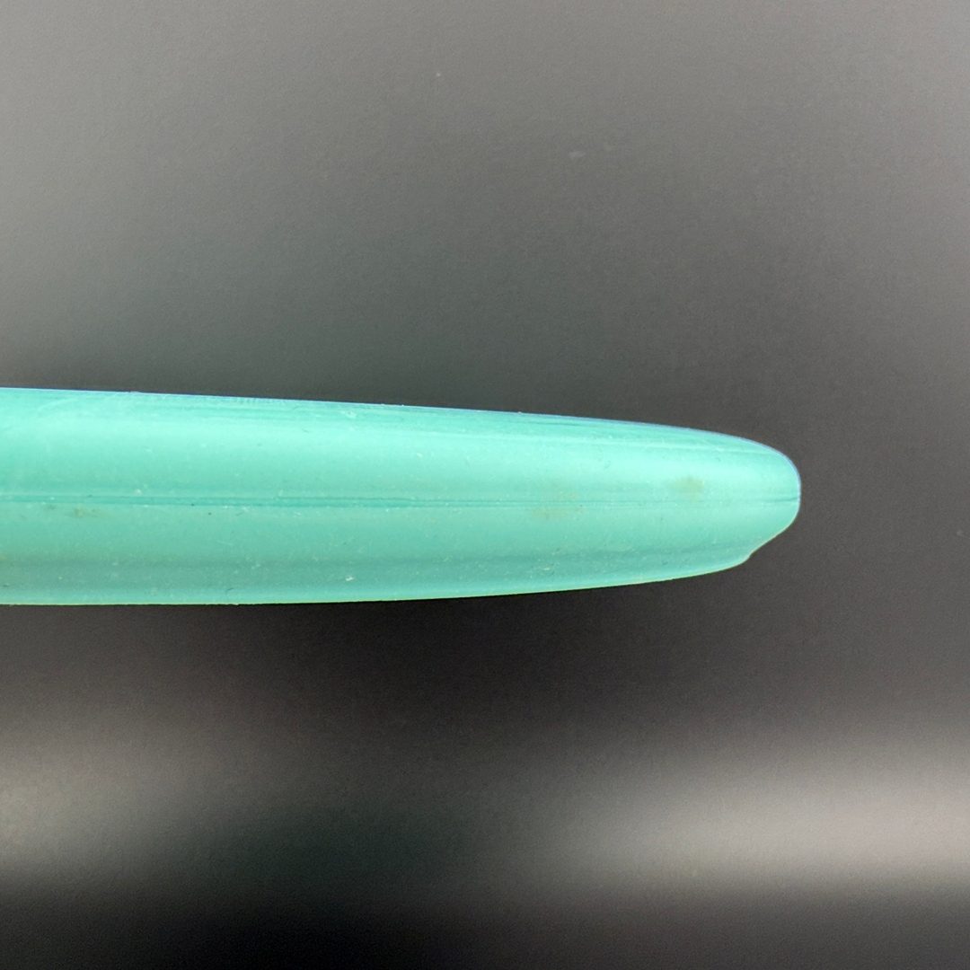 Mint Discs Soft Royal Pickle - Putter Premium