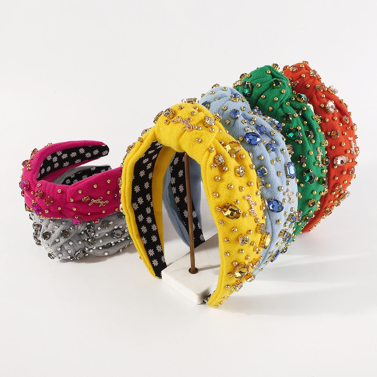 Retro Wide Edge Knot Bead Water Diamond Plush Fabric Thickened Letter Hair Hoop - Korvel