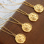 Collar de Estrella y Luna de Circón - Acero de Titanio Baño de Oro