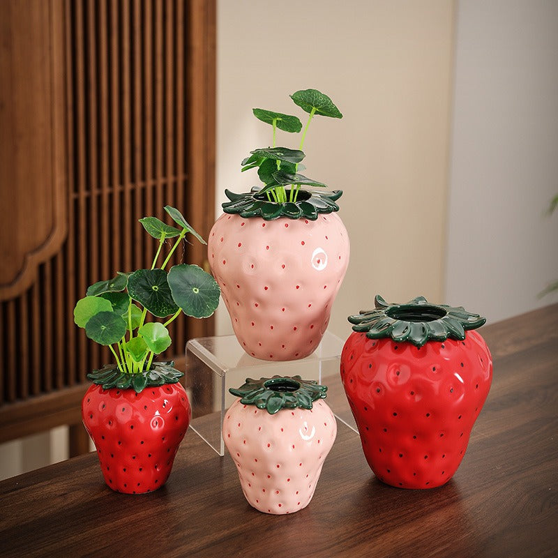 Strawberry ceramic vase, flower arrangement, living room home decoration ornament, hydroponic flower pot, high-end and high aest - Korvel