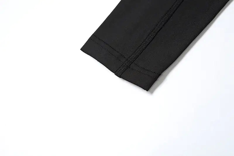Robe Mini à Manches Longues Chic pour une Élégance Sans Effort