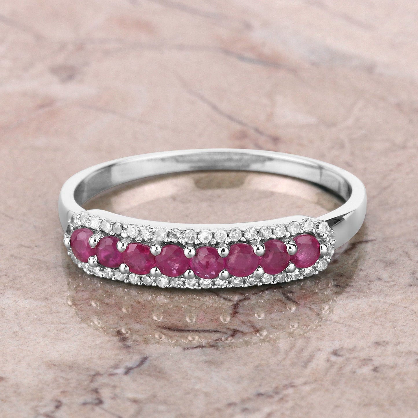 Anillo de Compromiso de Rubí de 0.47 Quilates y Diamante Blanco en Oro Blanco de 14K