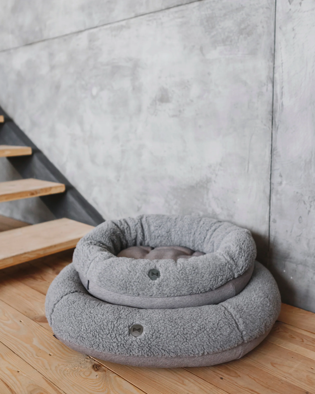 Cozy Cloud Donut Dog Bed for Ultimate Comfort