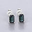 Pendientes de 1.25 quilates de turmalina verde y diamante en oro blanco de 14 quilates