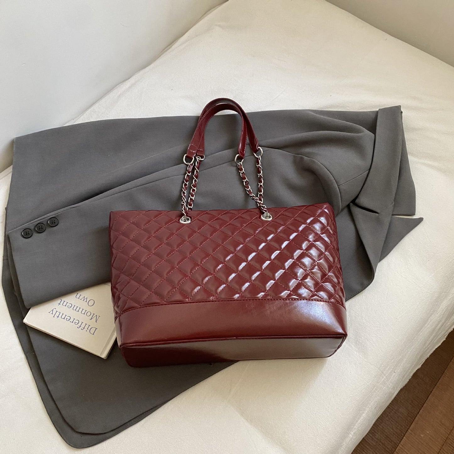 Bolso de mano cruzado de patchwork elegante