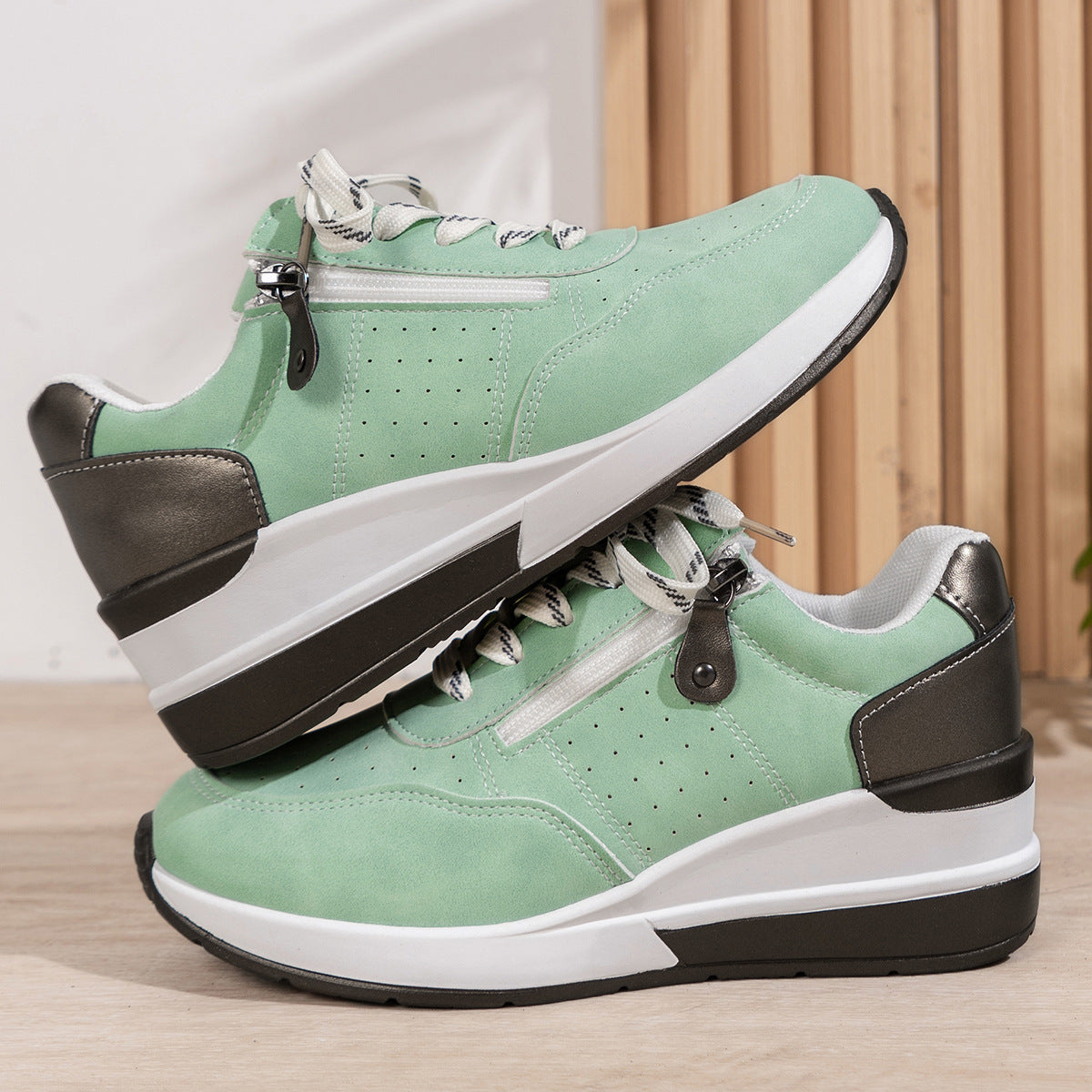 Casual Plus Size Sneakers for Everyday Style